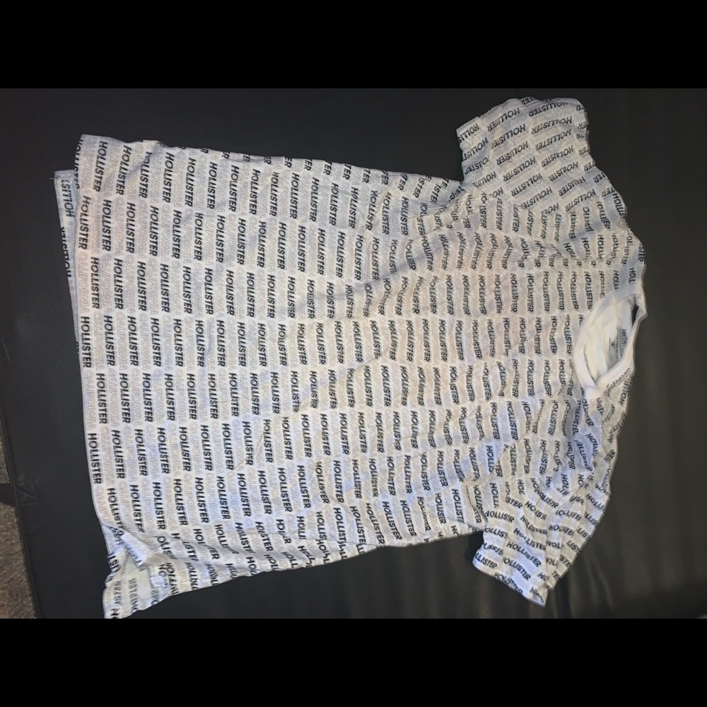 Hollister T-shirt